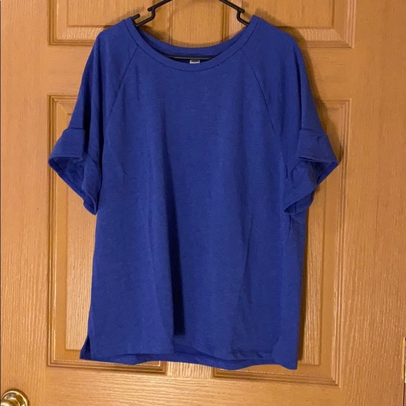 Old Navy Tops - 🌸Slightly thicker bluish/purplish short sleeve
